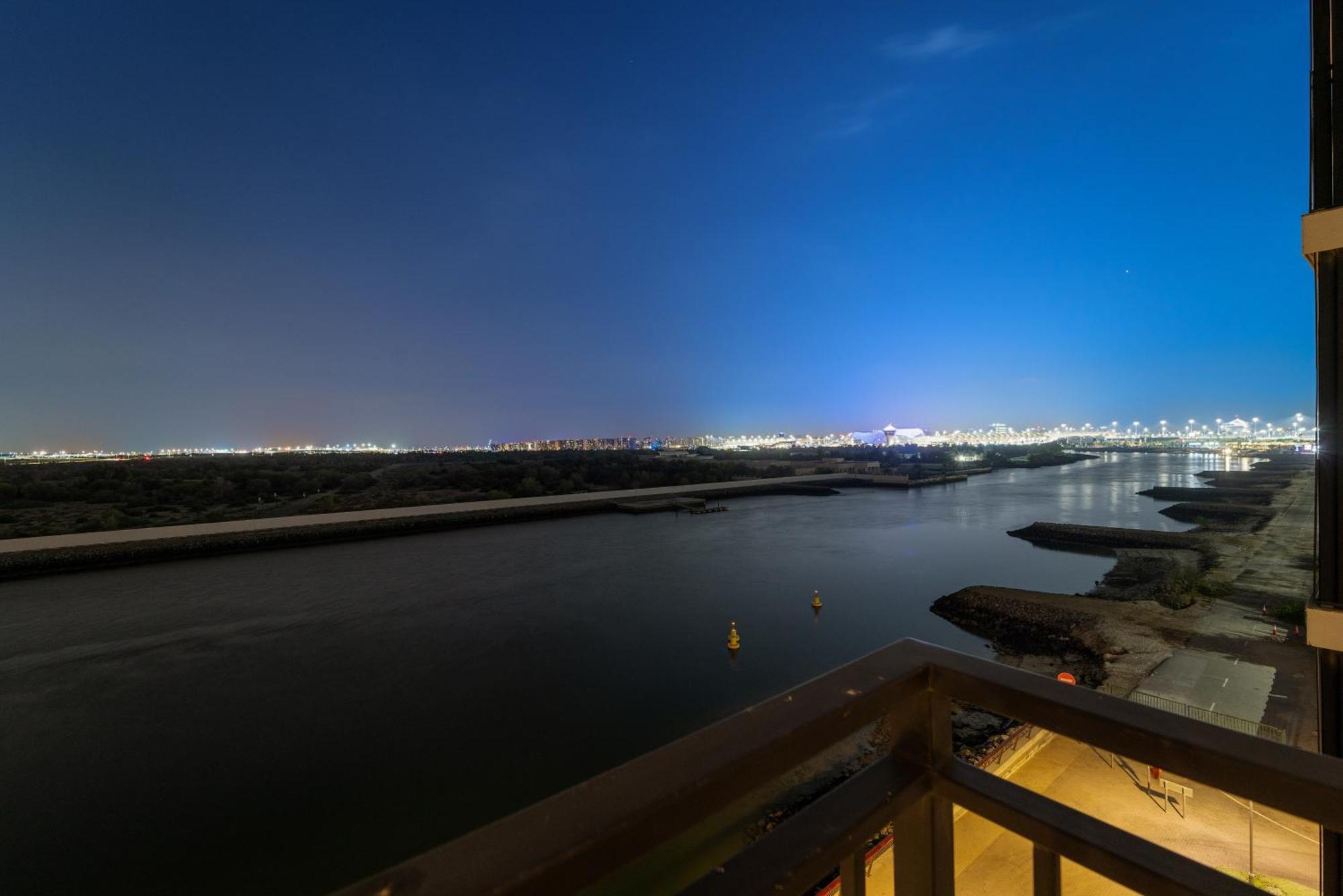 Perfectly Located Near Yas Mall & Ferrari World * Abu Dhabi