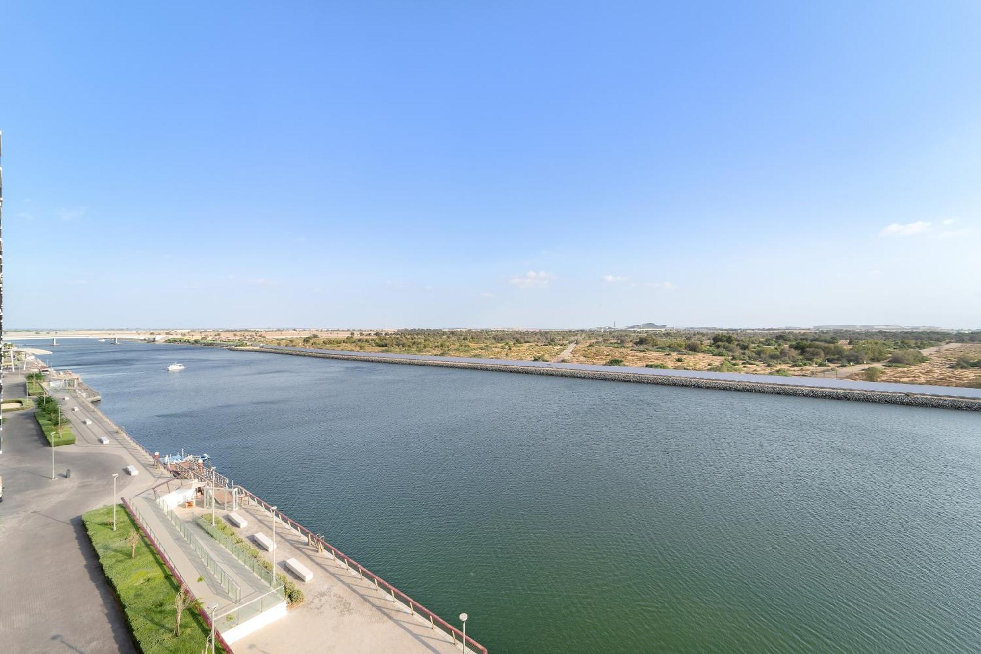 Perfectly Located Near Yas Mall & Ferrari World *