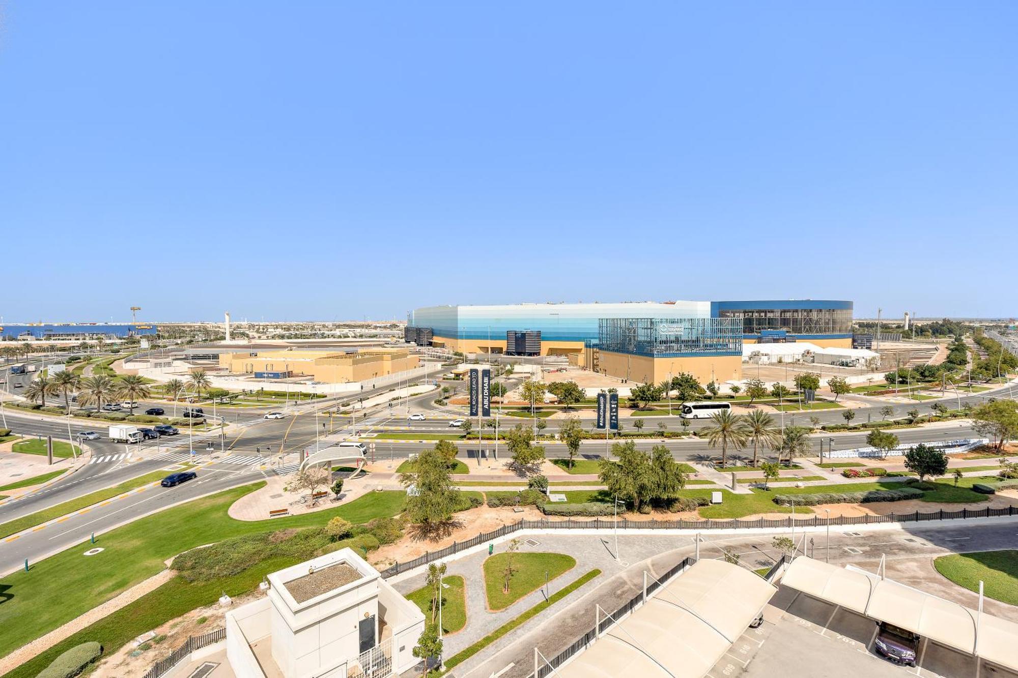 Perfectly Located Near Yas Mall & Ferrari World *