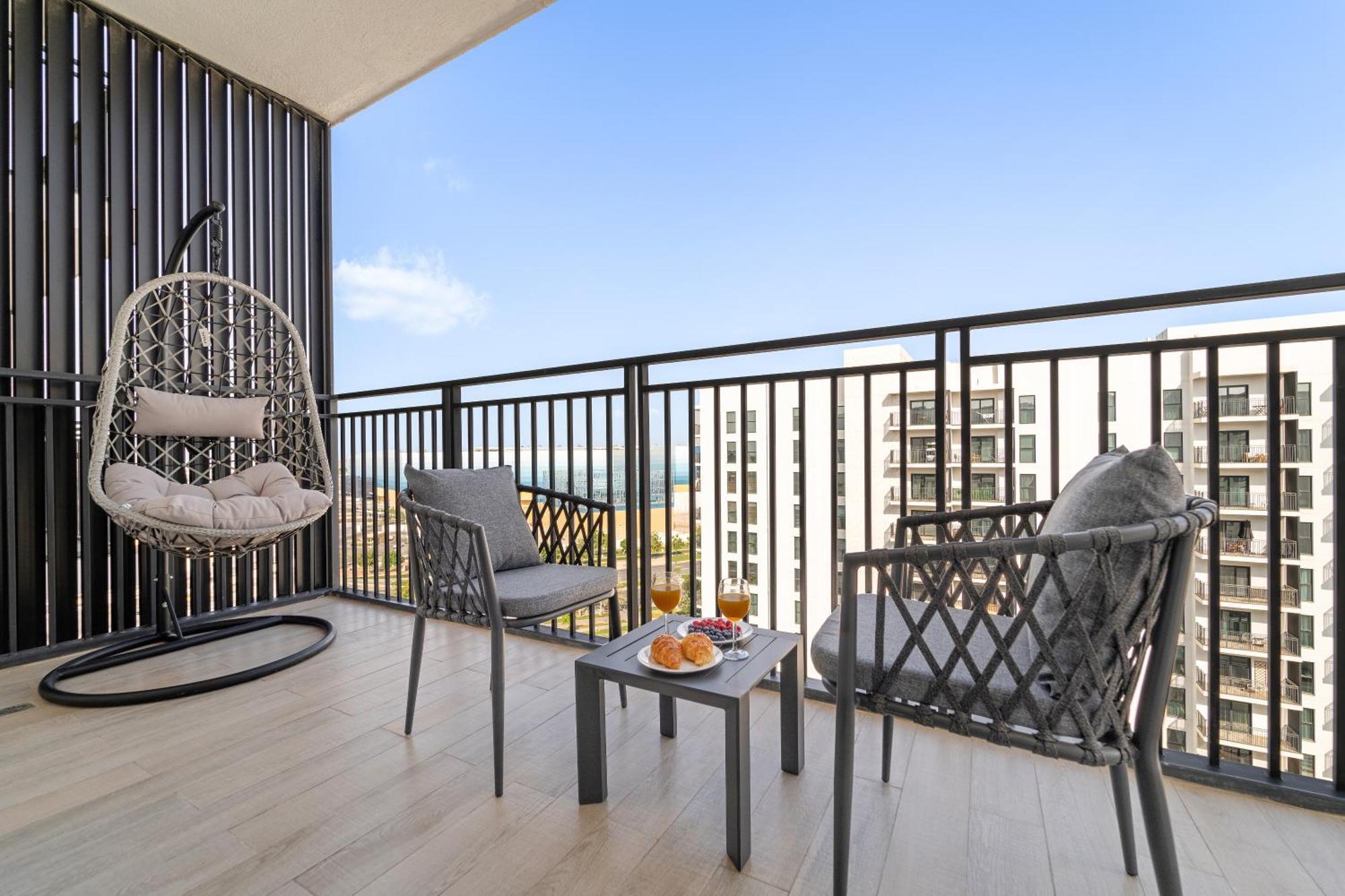 Apartment Perfectly Located Near Yas Mall & Ferrari World