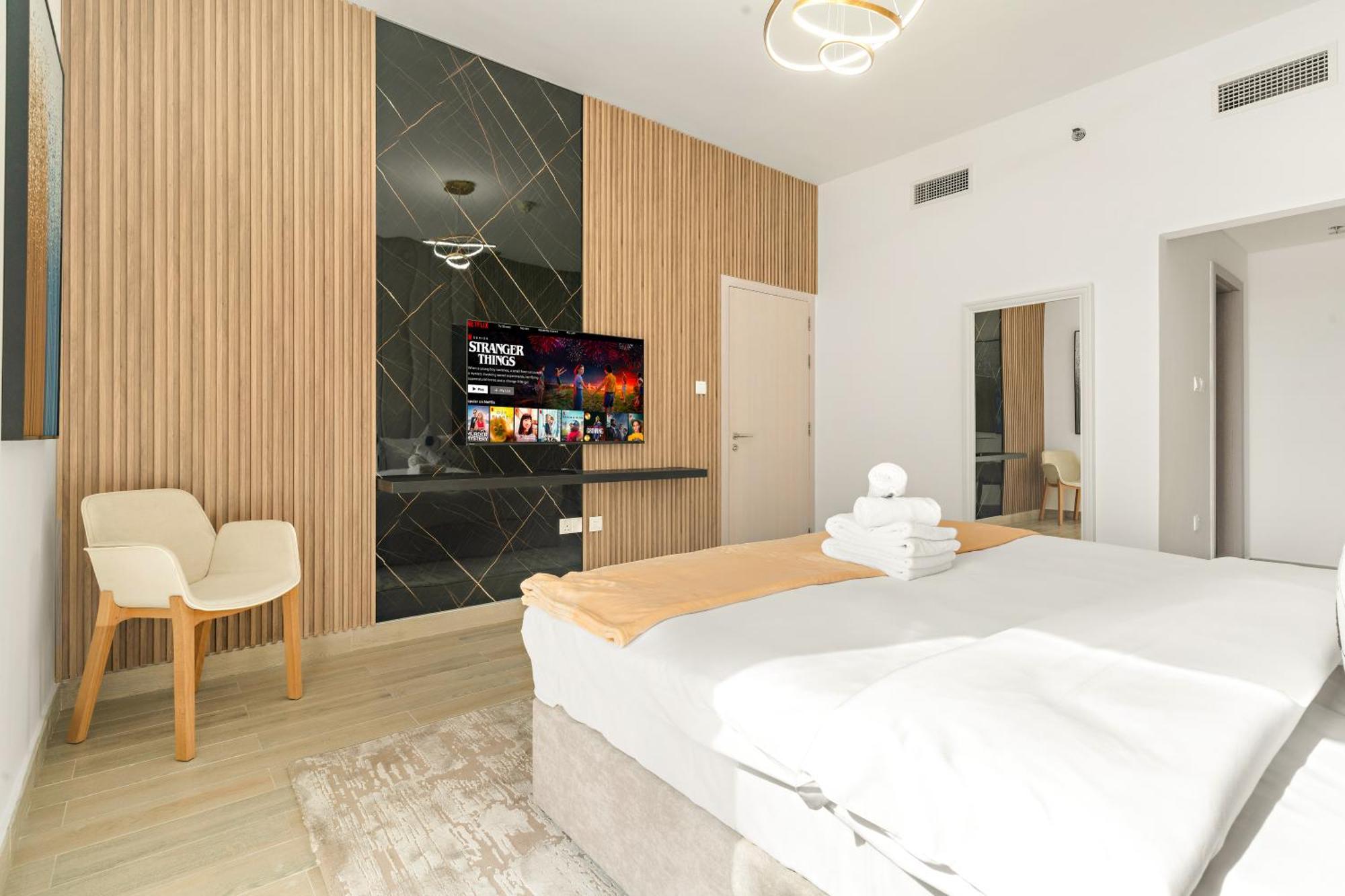 Perfectly Located Near Yas Mall & Ferrari World * Abu Dhabi