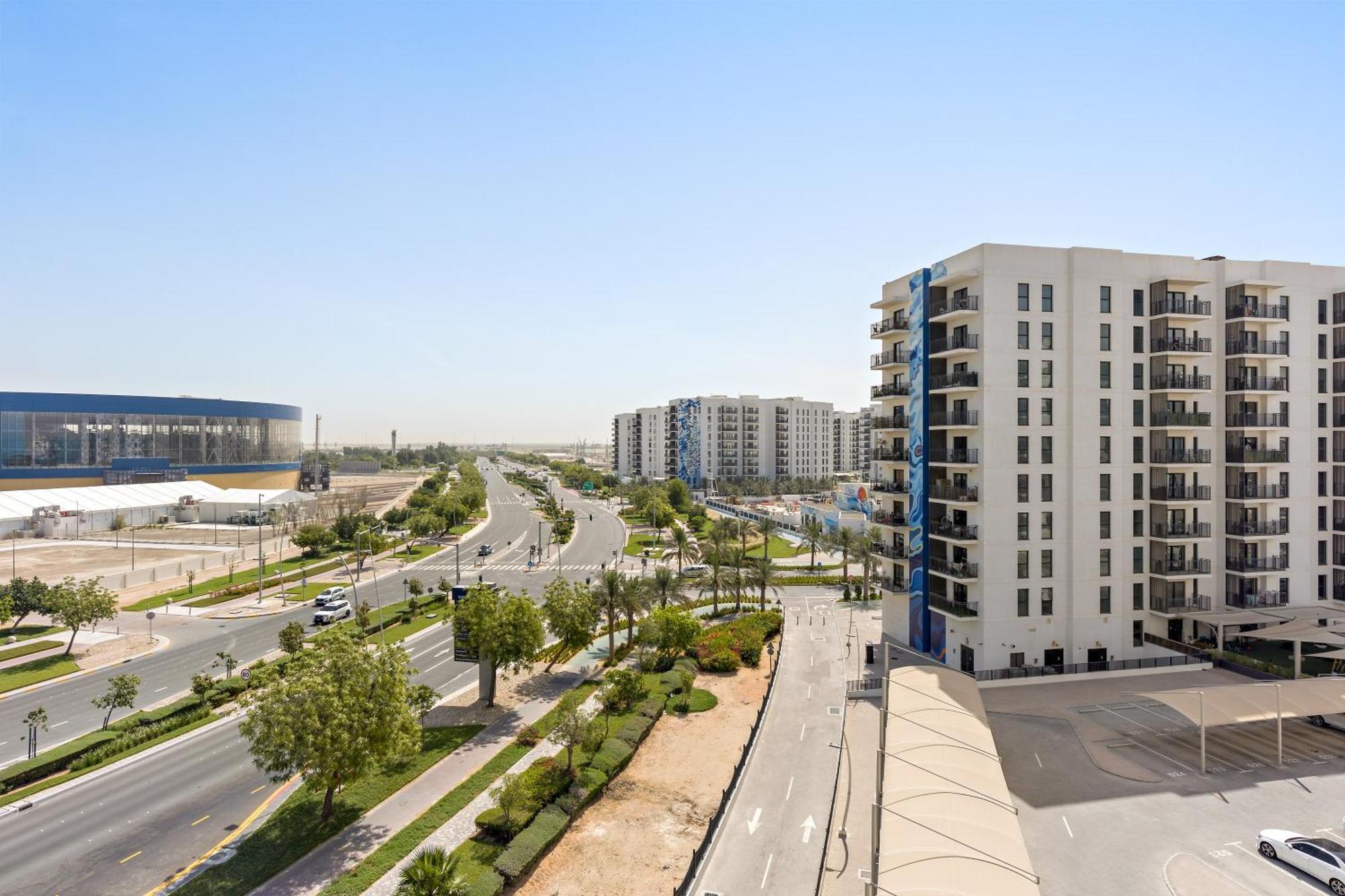 Perfectly Located Near Yas Mall & Ferrari World * Abu Dhabi