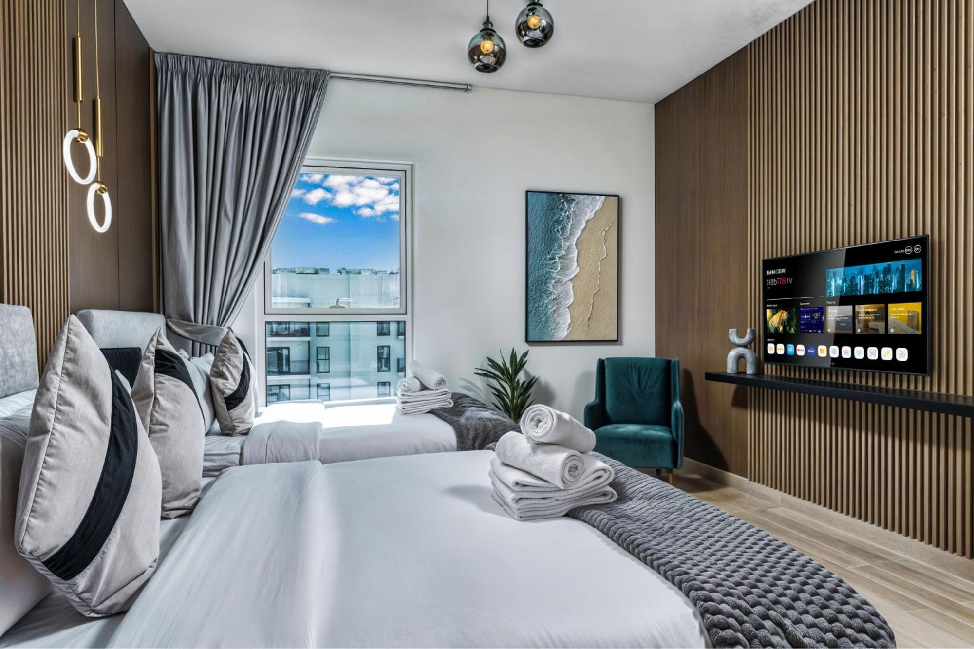 Desert Key - Perfectly Located Yas Island Premier Apts *
